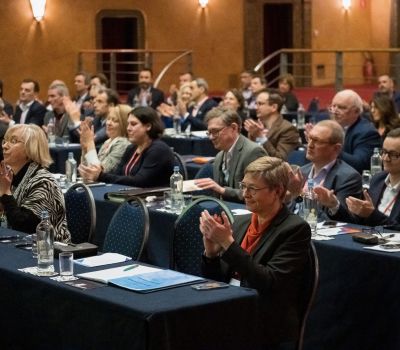 ShapingPackaging23 Audience