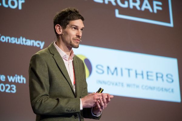 ShapingPackaging23 Tom Hallam